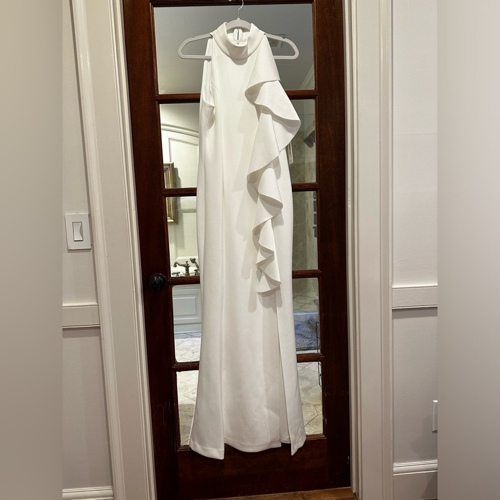 Beautiful dress!